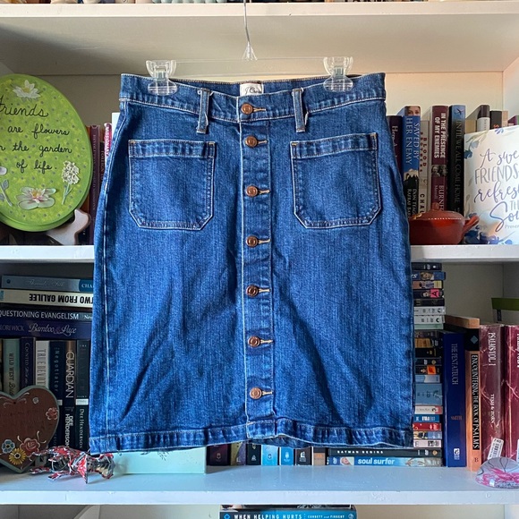 J. Crew | Denim Button Front Medium Wash Skirt - Picture 2 of 11